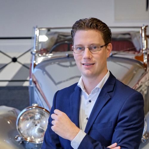 (C) Roel Dijkstra Fotografie / Foto : Fred Libochant

Den Haag / Erwin van Loon, manager Group Control bij de Louwman Group