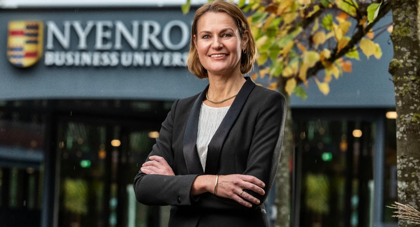 Van der Sluis: "In organisaties is de handarbeid vervangen door technologie. Mensen zijn nu met hun hoofd en vingers aan het werk om een bijdrage te leveren aan de organisatiedoelstellingen."