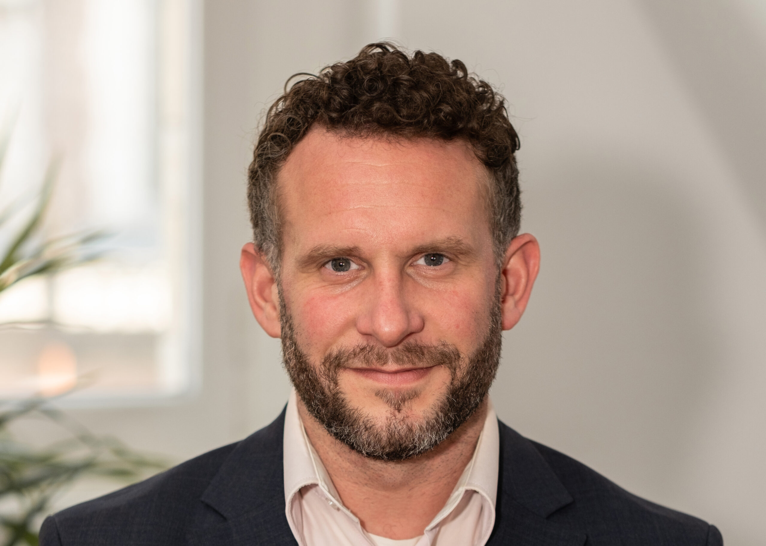 Chris van Dongen, directeur bij Payhawk Nederland: 'Door slimme tools in te zetten, kun je waardevolle finance professionals vrijspelen.'