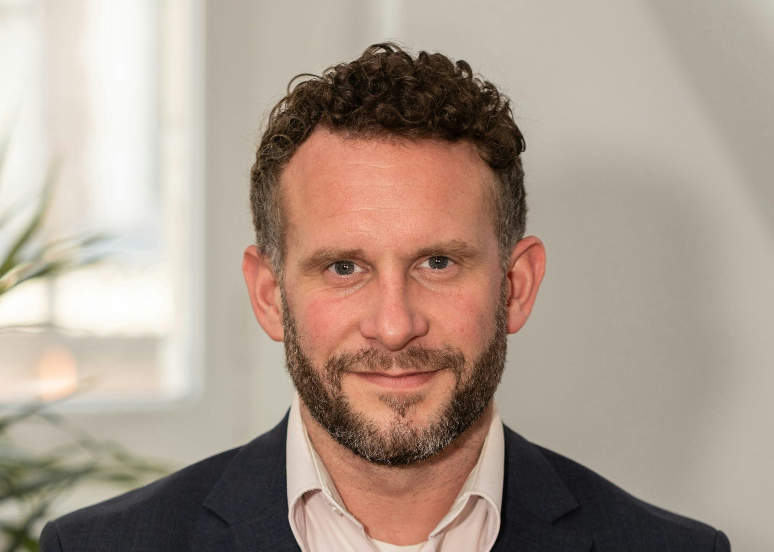 Chris van Dongen, directeur bij Payhawk Nederland: 'Door slimme tools in te zetten, kun je waardevolle finance professionals vrijspelen.'